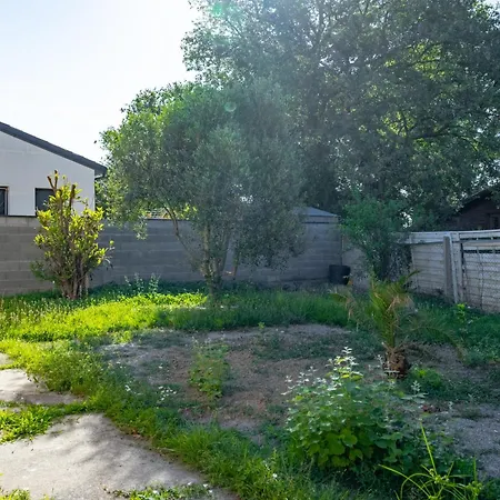 Le Songe D Or Maison Familiale Jardin Et Calme Eaunes