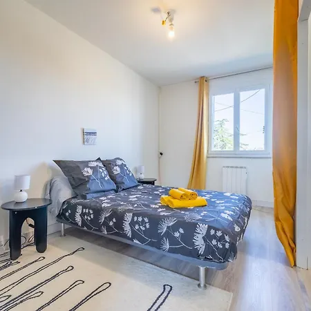 Le Songe D Or Maison Familiale Jardin Et Calme Eaunes